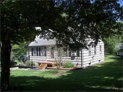 2nd image of 26 Lk Wallkill Rd