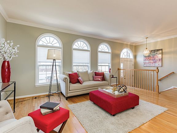 2nd image of 5717 Governors Pond Cir
