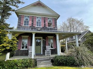 4416 K Pl, Seaview, WA 98644