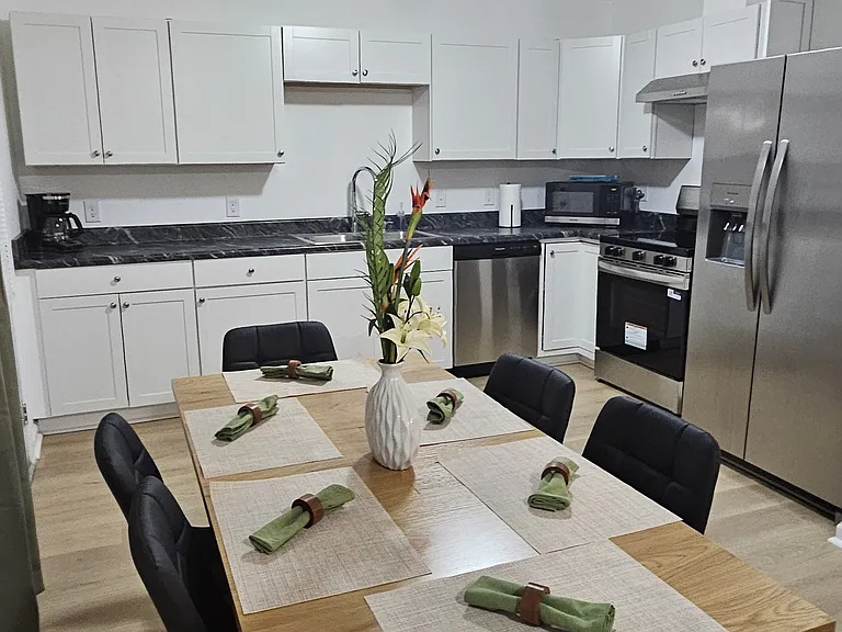 Dining/Kitchen