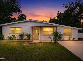 94 Rogers Park Dr, Ormond Beach, FL 32174