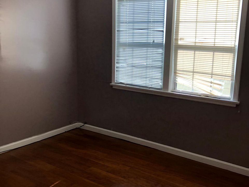 2nd image of 14648 Gault St