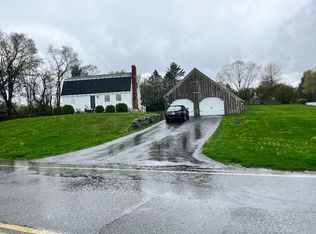 59 Crane Neck St, West Newbury, MA 01985