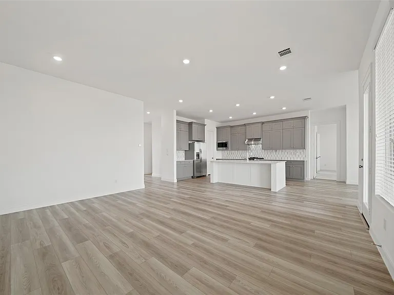4535 Windmill Landing Ln — Photo 16