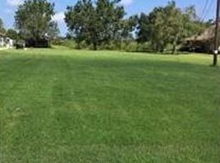 3323 Bayou Rd, Saint Bernard, LA 70085