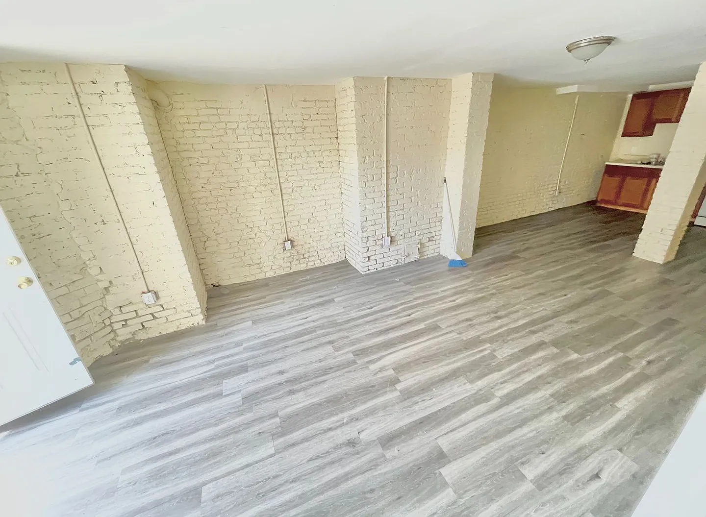 125 Hillside Ave — Photo 4