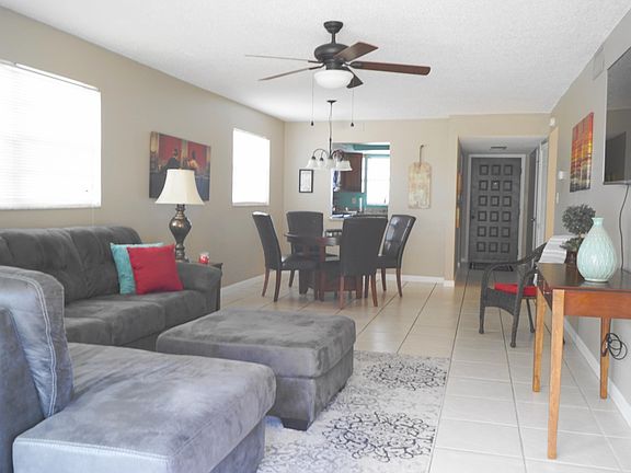 3rd image of 205 Palmetto Ave APT 310