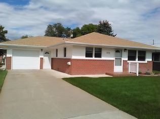 413 W Hahn Ave, North Platte, NE 69101