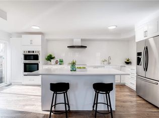 8 Bradley Ave #19, Binbrook, ON L0R1C0