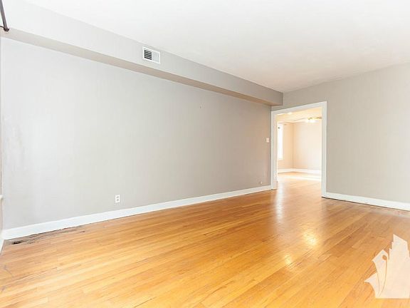 2nd image of 3630 N Bosworth Ave APT 2
