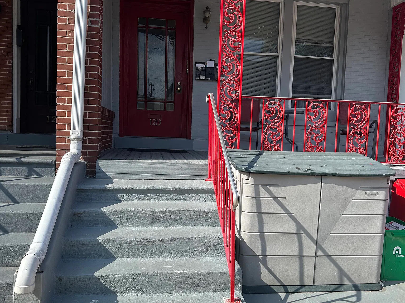 1213 W Turner St — Photo 1