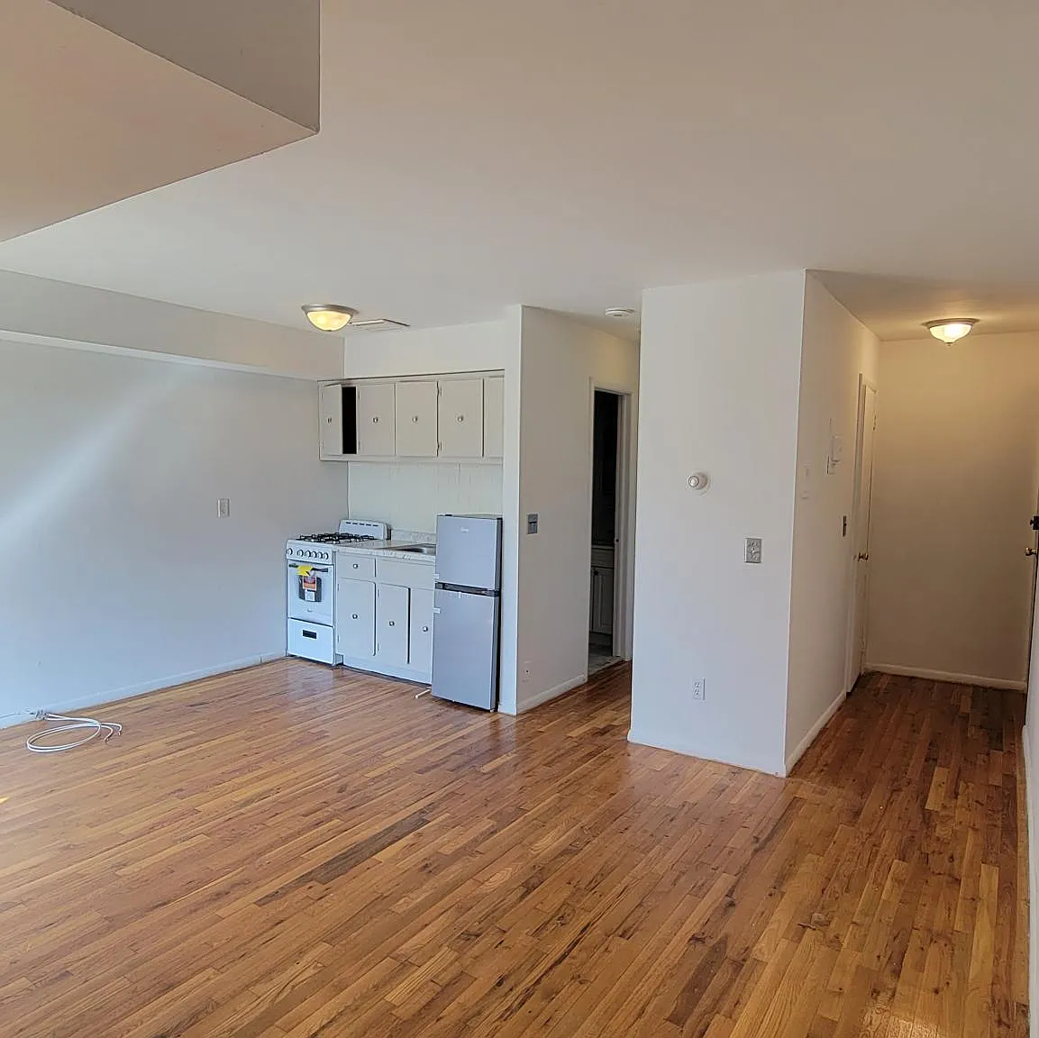25 Bay Ter — Photo 2