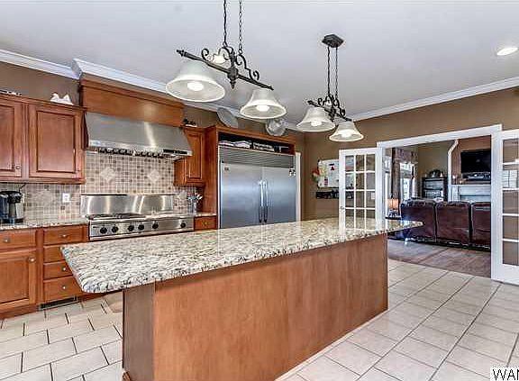 2nd image of 8665 Hillcrest Dr