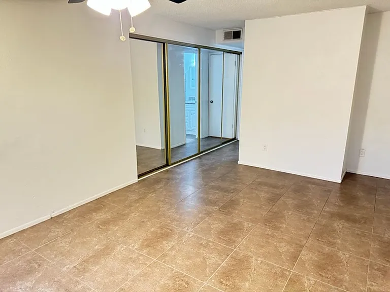 5126 E Monte Vista Rd — Photo 8