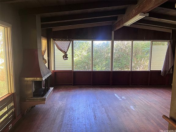 2nd image of 253 Hakuone St