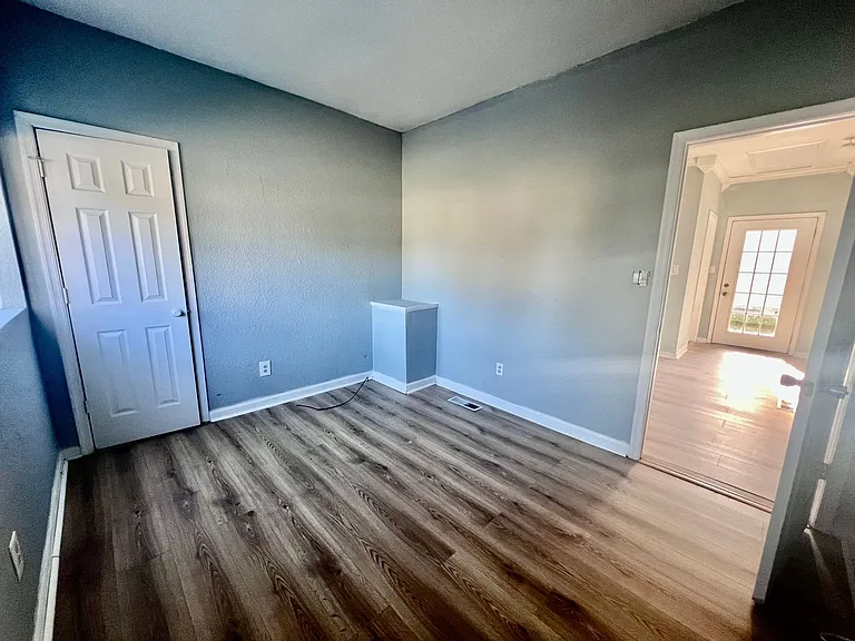 1600 Park Ave — Photo 24