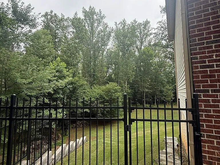 127 Pilgrim Cv — Photo 28