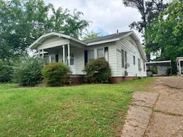 406 W Calhoun St, Magnolia, AR 71753