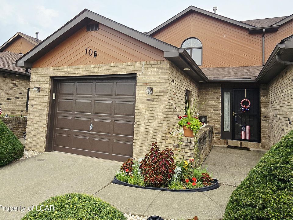 1st image of 105 Countrywood Dr