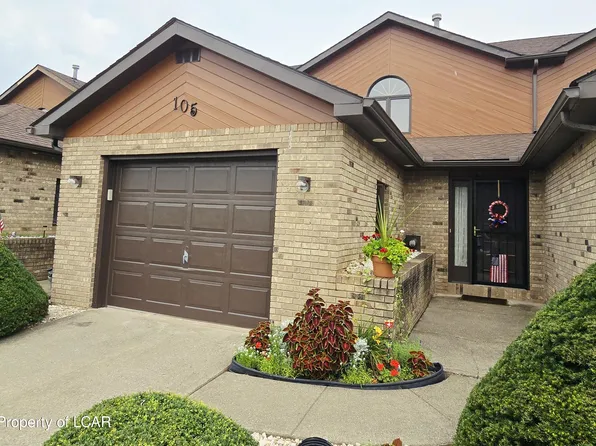 105 Countrywood Dr, Wilkes Barre, PA 18706