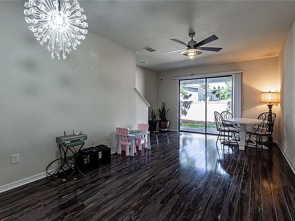 2nd image of 5122 Bay Isle Cir