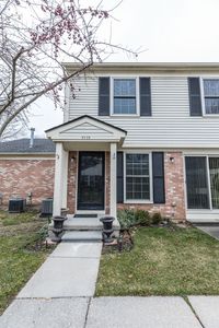 7779 Lake Ridge Dr, Waterford, MI, 48327