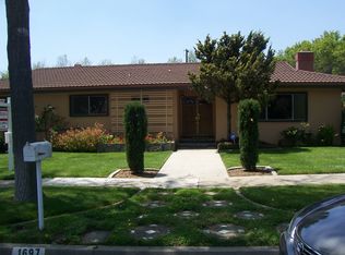 1697 N 3rd Ave, Upland, CA 91784