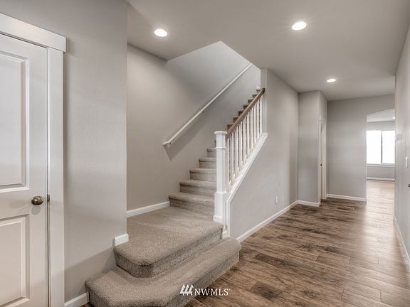 2nd image of 1703 83 AVE SE Avenue SE #H2029