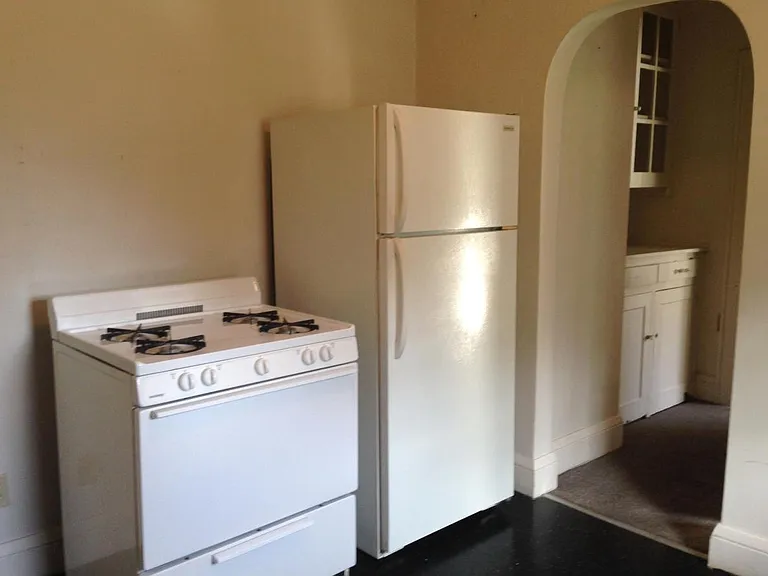 864 Chalker St #3 — Photo 4