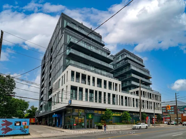 500 Dupont St #201, Toronto, ON M6G 1Y7