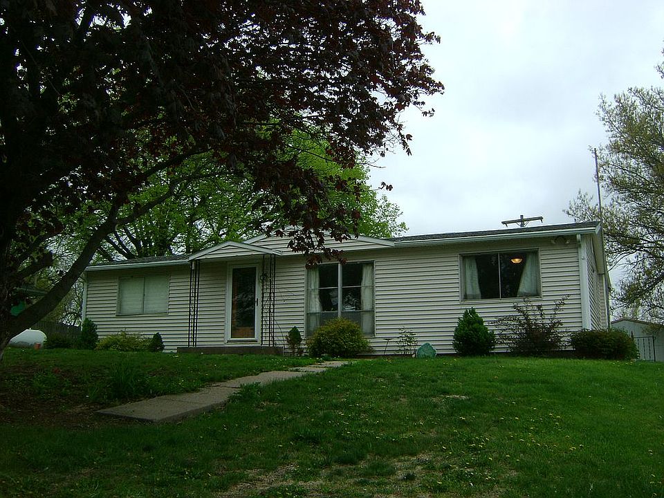 1st image of 427 Lincoln St