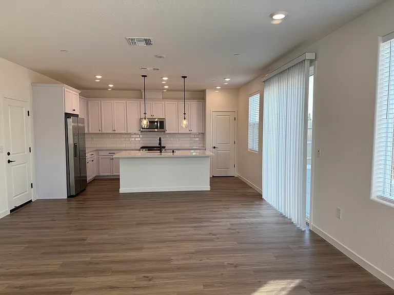 4743 Tilly Dr — Photo 26