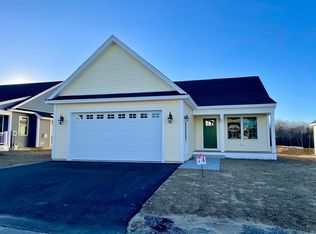 19 Huckleberry Ave #74, Epping, NH 03042