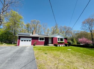 34 Seagrave St, Killingly, CT 06239