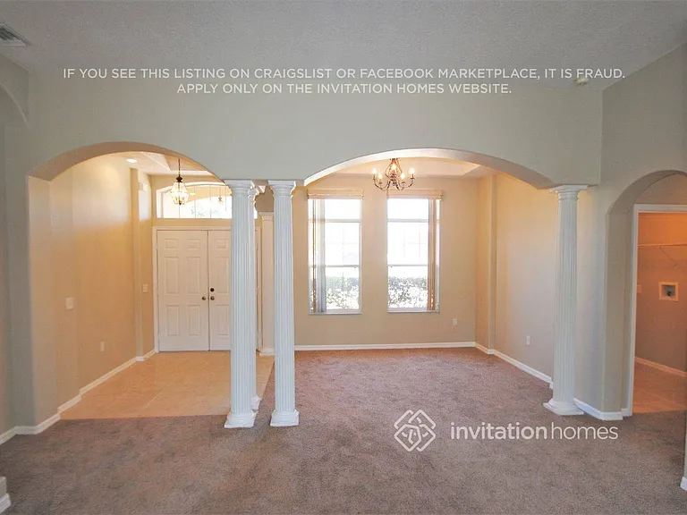 13343 Biscayne Dr — Photo 2