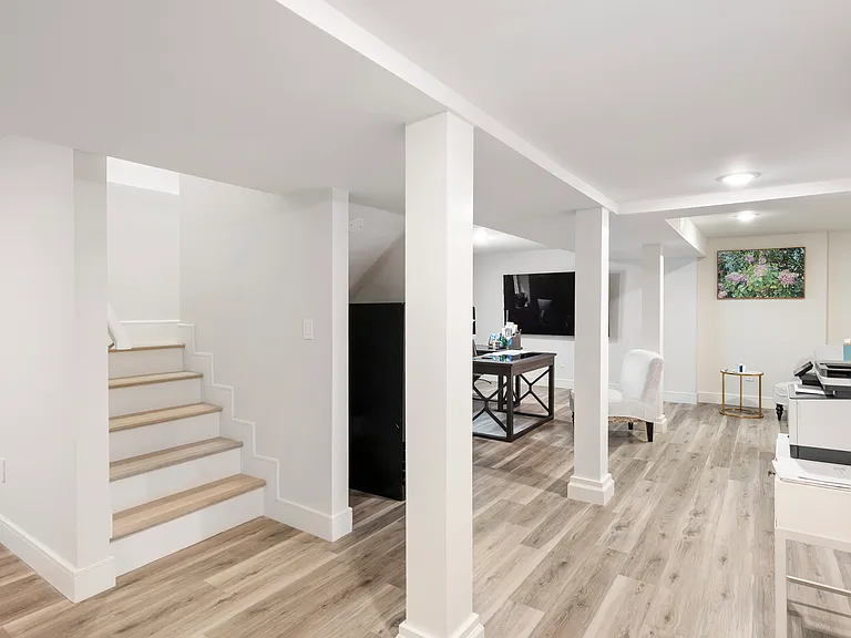 48 Beechwood Dr — Photo 27