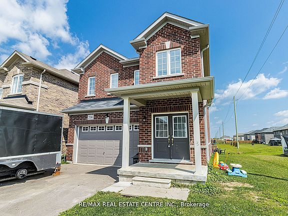 2nd image of 206 Werry Ave