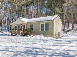 195 Ridley Rd, Springvale, ME 04083