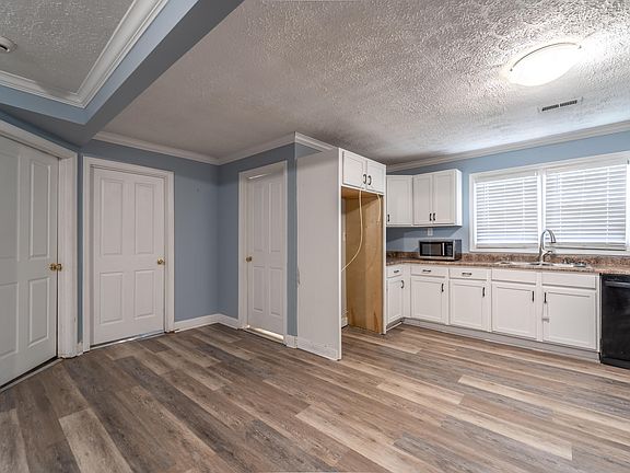5th image of 97 Cedar Cliff Rd