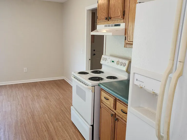 14371 NE 5th St — Photo 9