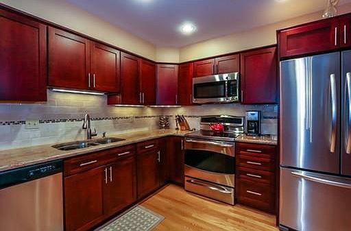 2nd image of 70 Weatherly Dr Unit 106
