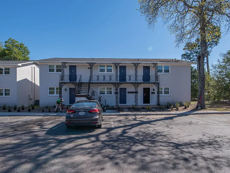 1602 Johns Rd #C — Photo 2