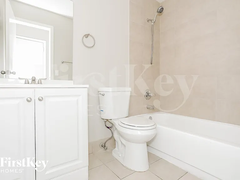 4610 SW 143rd Ct W — Photo 14