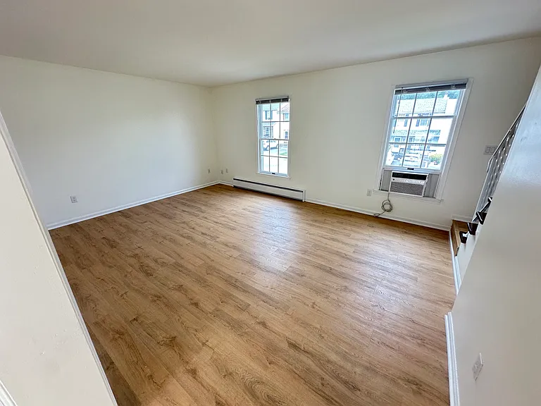 2220 Fox Run — Photo 20