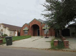 814 Elk Dr, Laredo, TX 78045