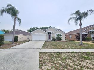 1752 Biarritz Cir, Tarpon Springs, FL 34689