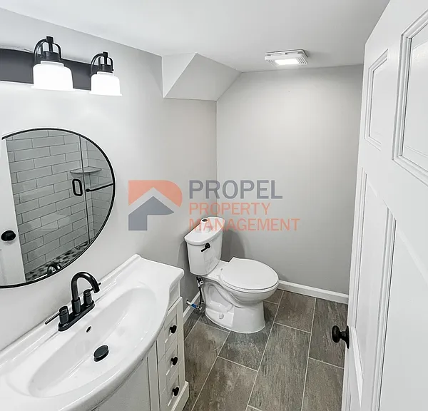 5072 Winifred St — Photo 7