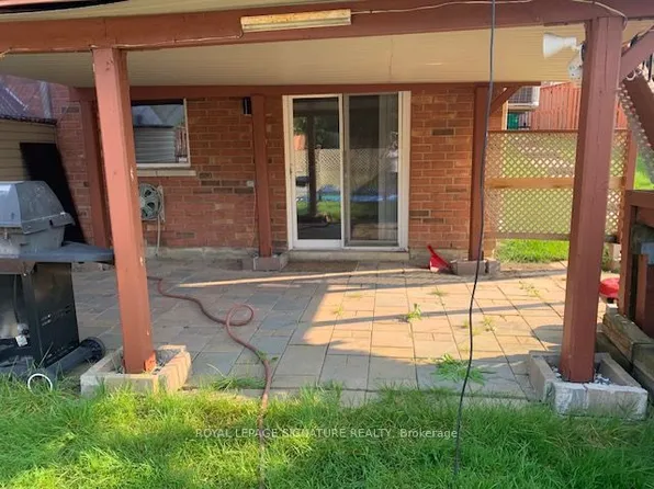 248 Breton Ave, Mississauga, ON L4Z 4K3