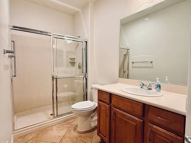 2119 Gunnison Pl — Photo 32