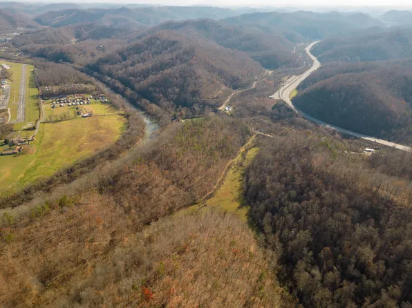 5910 State Route 1100 E, East Pt, KY 41216